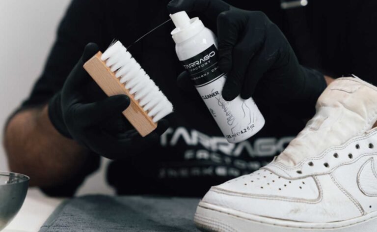 Tarrago WASC, perhaps the best shoe cleaner